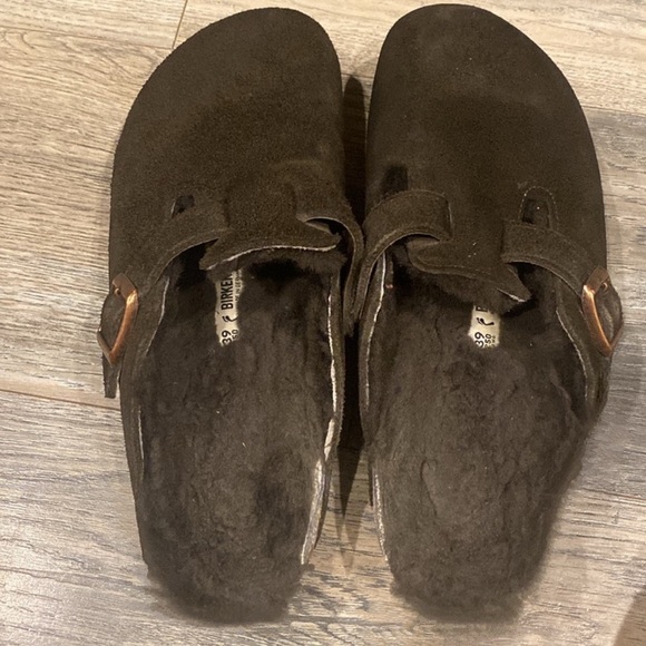 Boston Shearling Suede Leather - Mocha size 8 - Picture 2 of 4